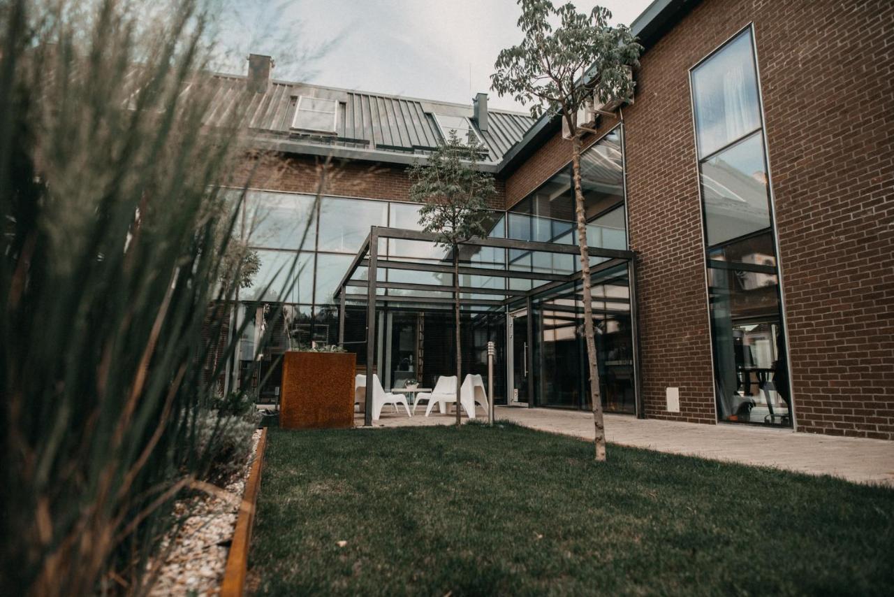 Aquapark Design Rooms Szeged Esterno foto